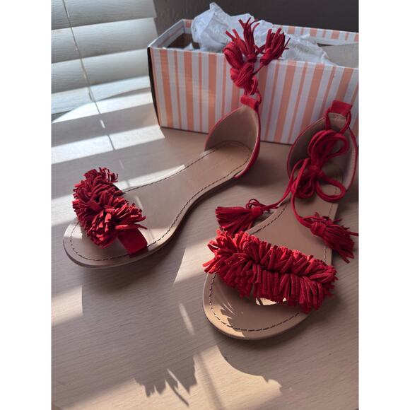 Red Fringe Clover Sandal, Size 6.5 - New in Box - Picture 2 of 8